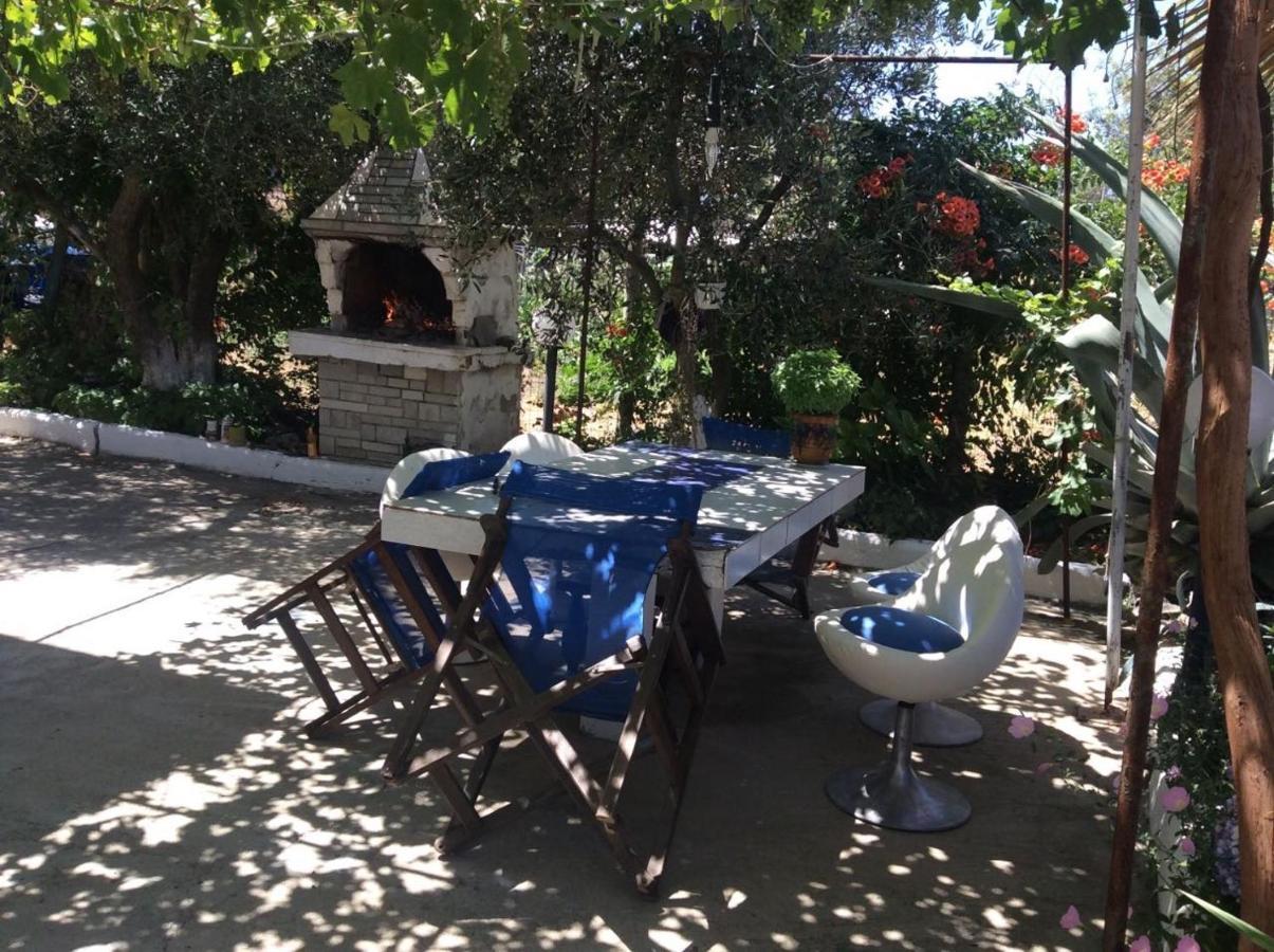 Ikidiki Beach Villa Иерисос Екстериор снимка