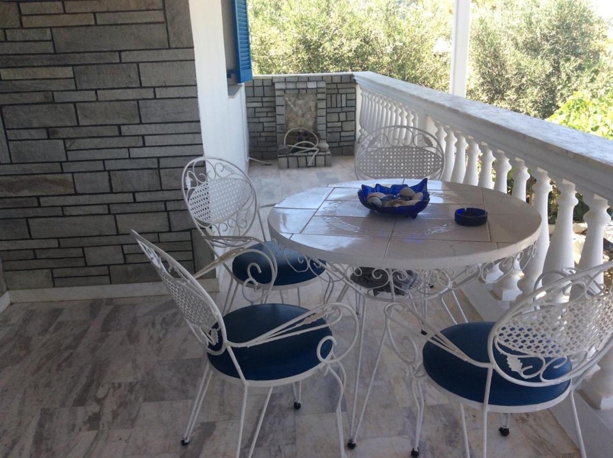 Ikidiki Beach Villa Иерисос Екстериор снимка