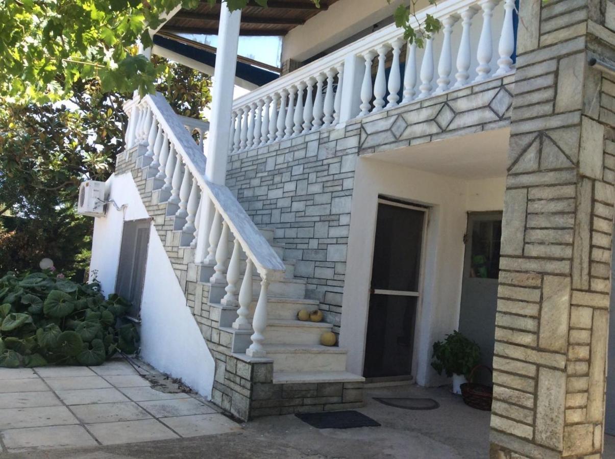 Ikidiki Beach Villa Иерисос Екстериор снимка
