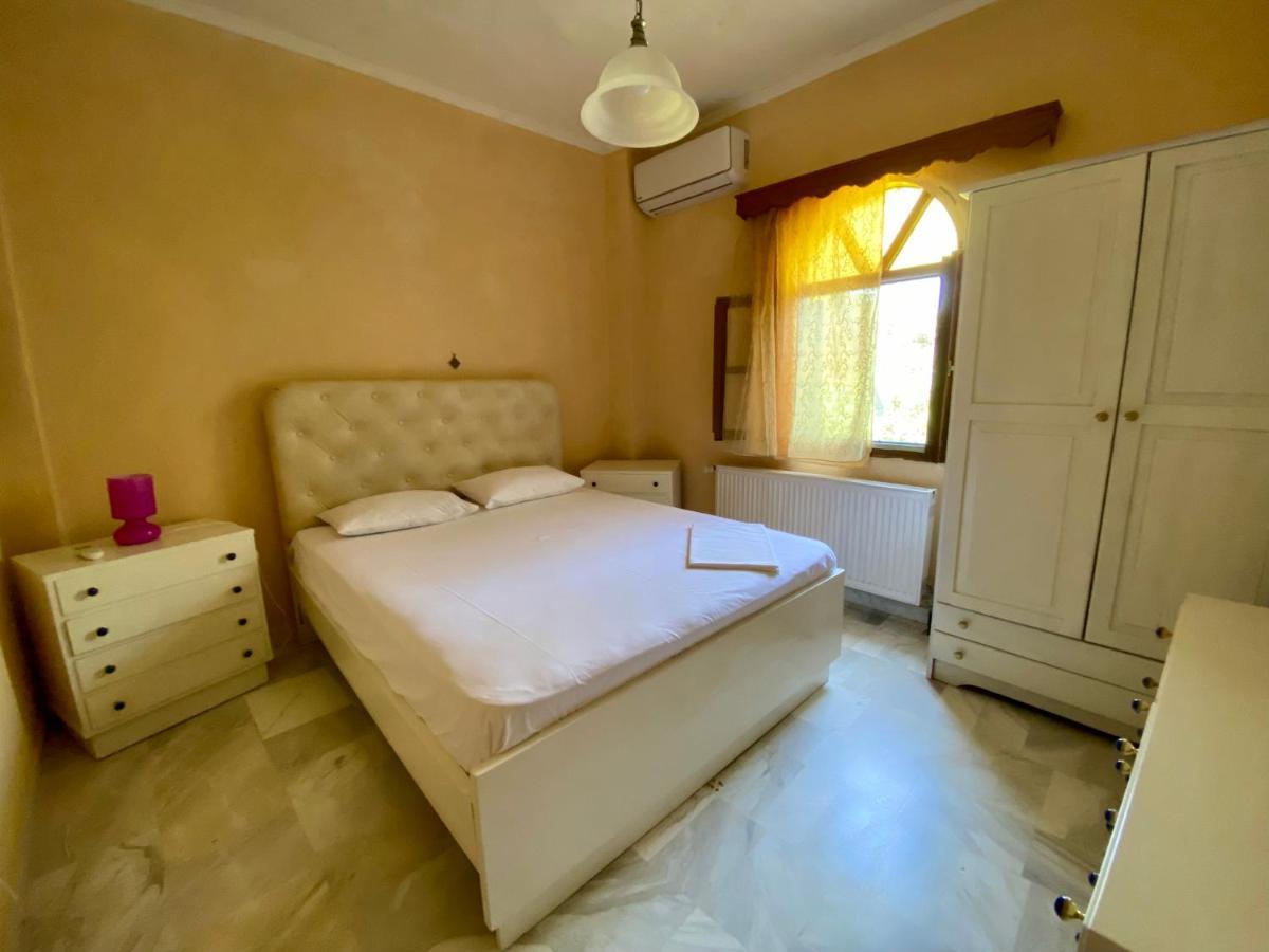 Ikidiki Beach Villa Иерисос Екстериор снимка
